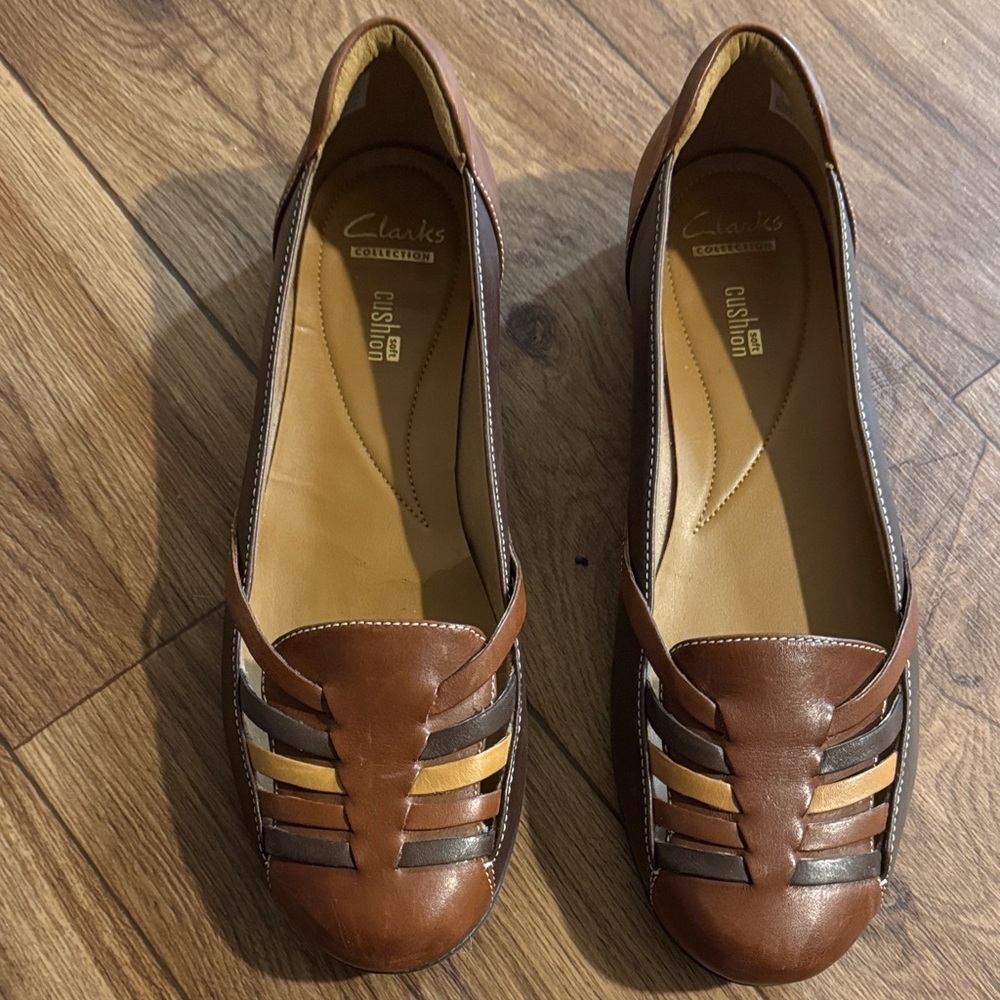 Clarks Women's Multi-Tone Brown Leather Loafers